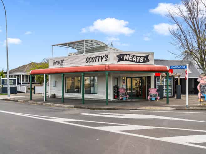 Prime Commercial Building - Heart of Martinborough