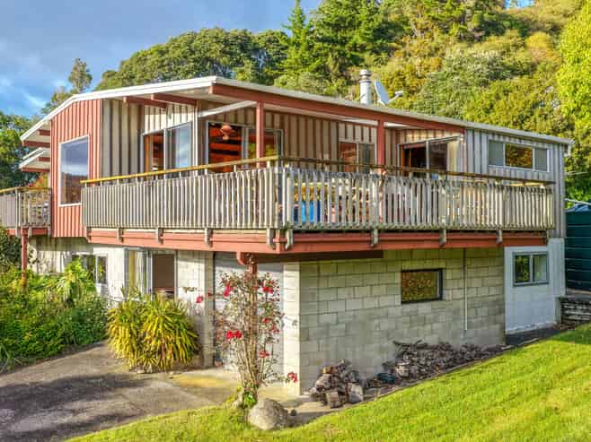 263 Opoutere Road, Opoutere