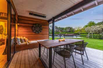 2 Tamahunga Drive, Matakana