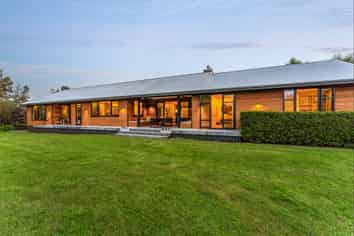 2 Tamahunga Drive, Matakana