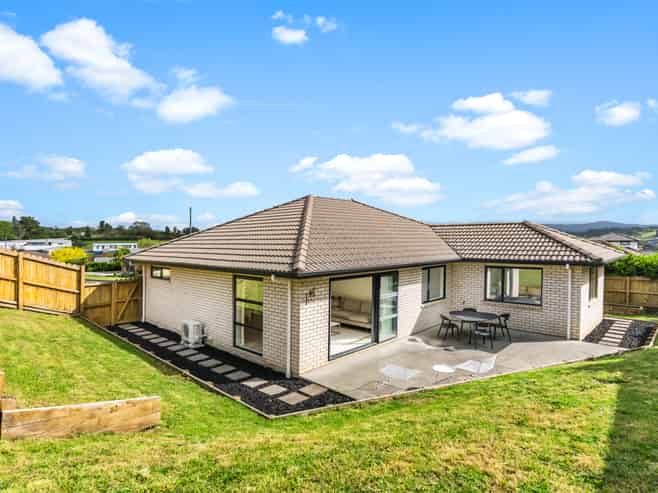 11 Karika Place, Massey