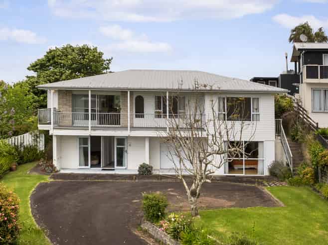 58 The Crescent, Waihi Beach