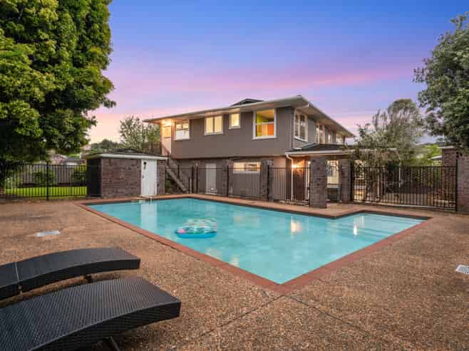10 Dover Place, Remuera