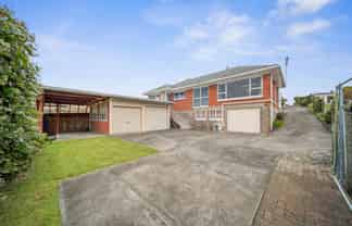 10 Greenhill Crescent, Pakuranga Heights