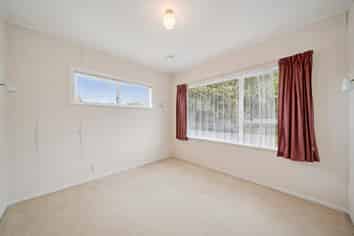 10 Greenhill Crescent, Pakuranga Heights