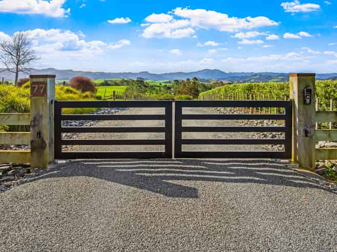 77 Sharp Road, Matakana