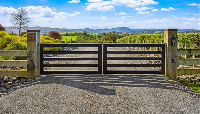 77 Sharp Road, Matakana