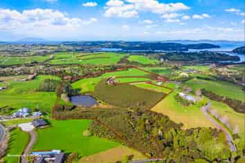 77 Sharp Road, Matakana