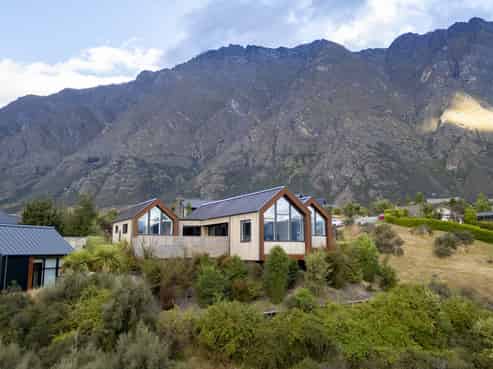 4 Mckellar Drive, Jacks Point