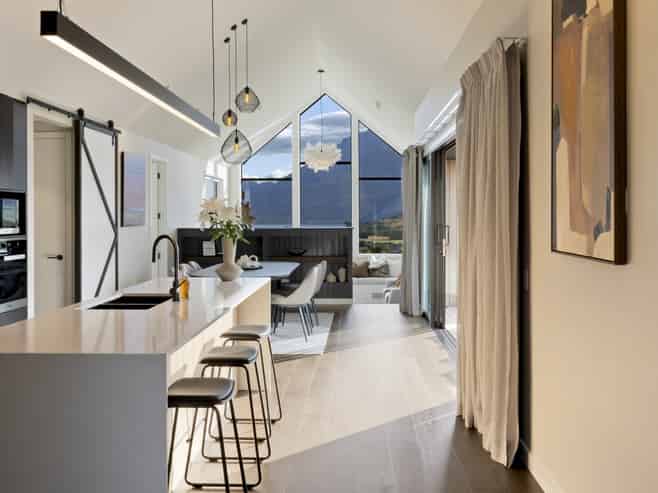 4 McKellar Drive, Jacks Point