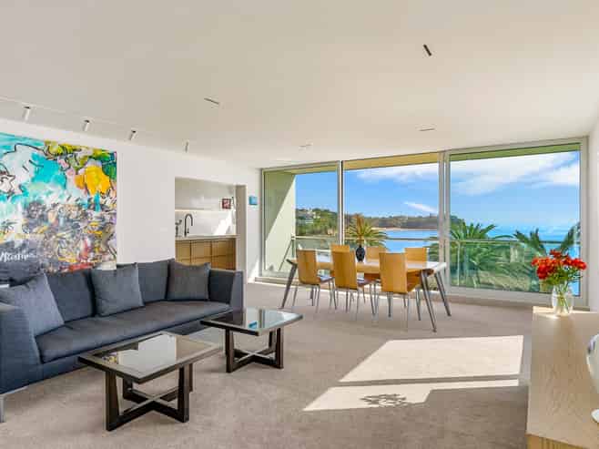13/64 Milford Road, Milford