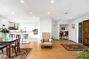 8 Stable Way, Belfast