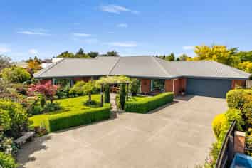 8 Stable Way, Belfast