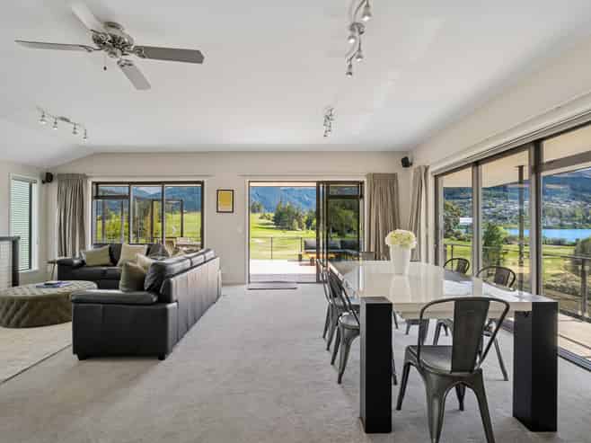 12 Grove Lane, Kelvin Heights