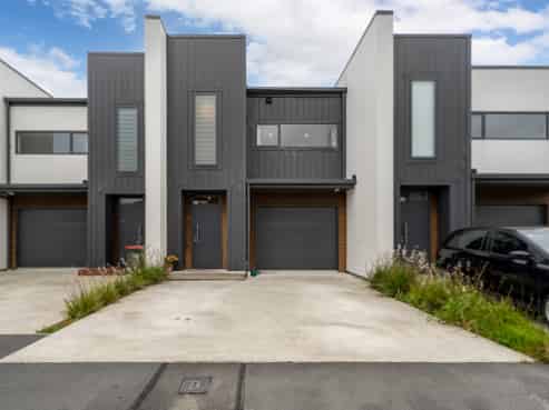 63b Whitford Brown Avenue, Papakowhai