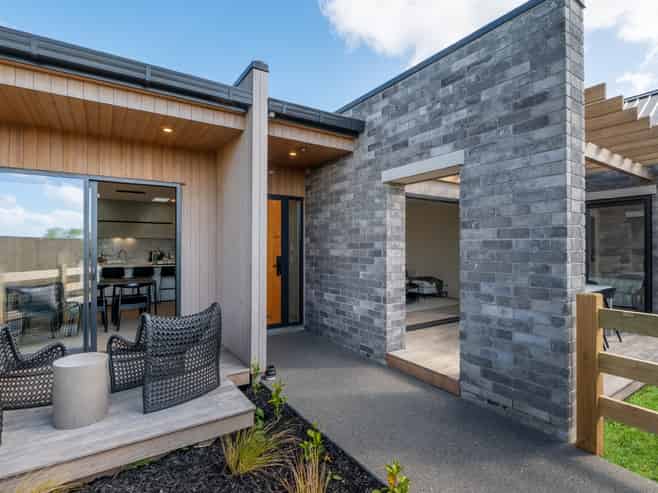 14 Shropshire Street, Karaka