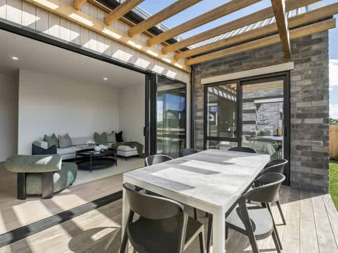 14 Shropshire Street, Karaka