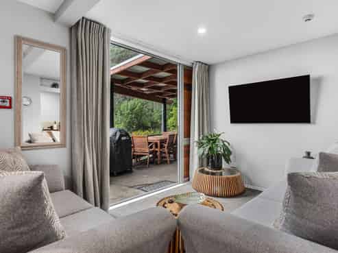 215 Ohiwa Beach Road, Waiotahi