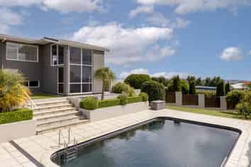 98 Waikite Road, Welcome Bay