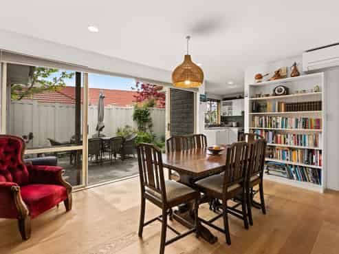 8A McHardy Street, Havelock North