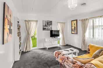 10A Rira Street, Marton