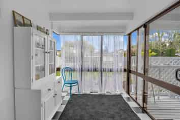 10A Rira Street, Marton