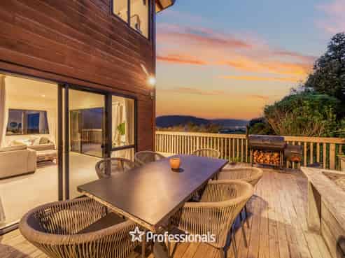 6 Avonlea Grove, Belmont