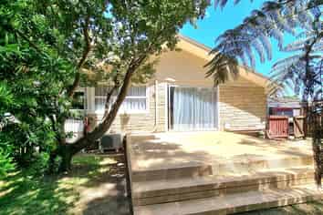 176 Gossamer Drive, Pakuranga Heights