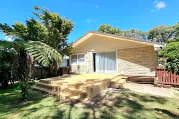 176 Gossamer Drive, Pakuranga Heights