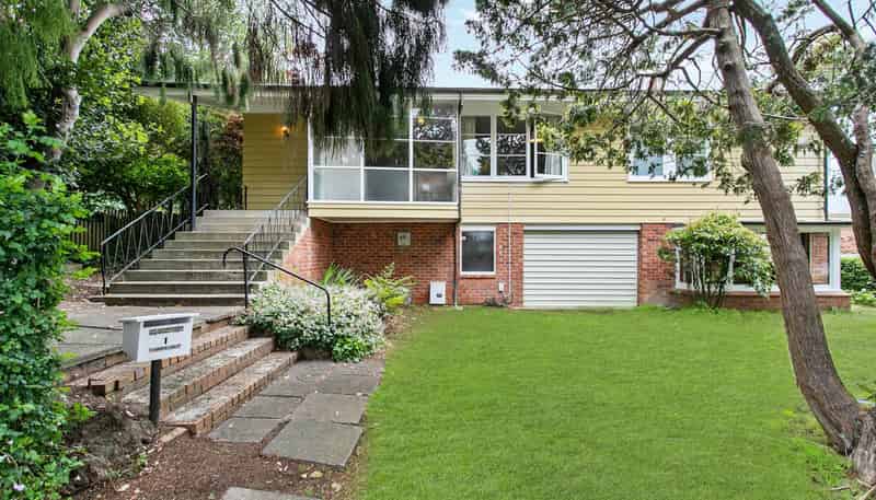 1 Quentin Avenue, Epsom