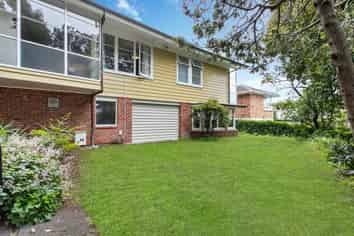 1 Quentin Avenue, Epsom