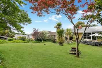 1 Quentin Avenue, Epsom