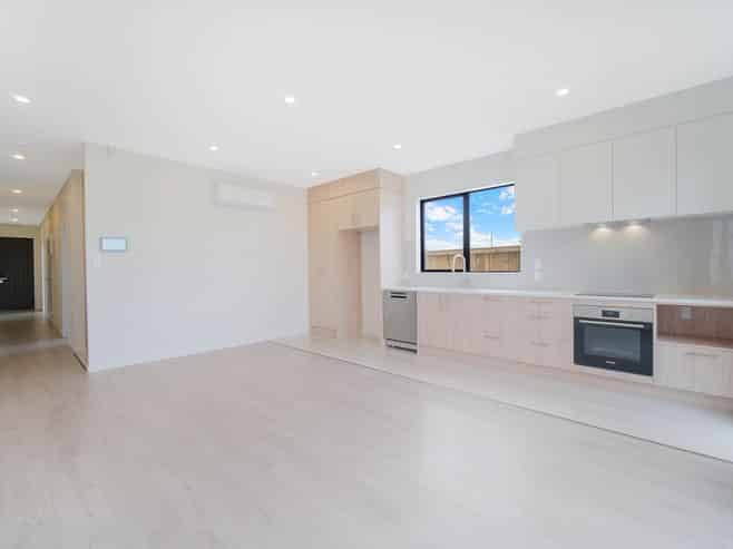 12 Kaapehu Street, Karaka
