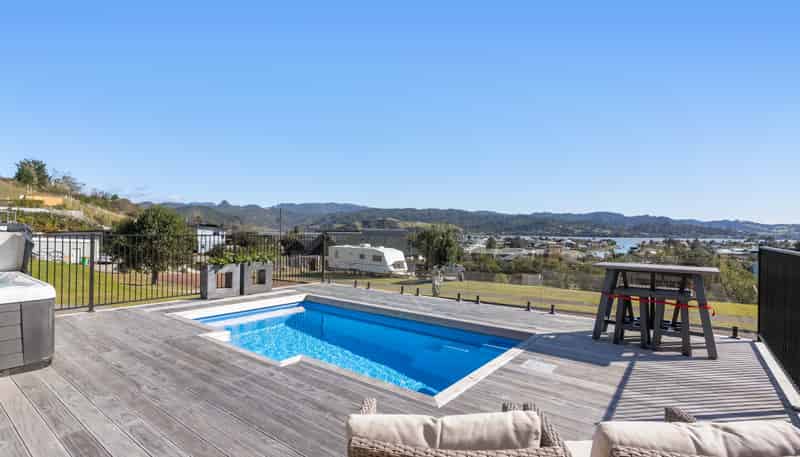 36 Panorama Parade, Pauanui