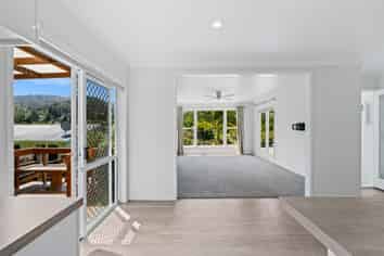 8 Willow Place, Horahora