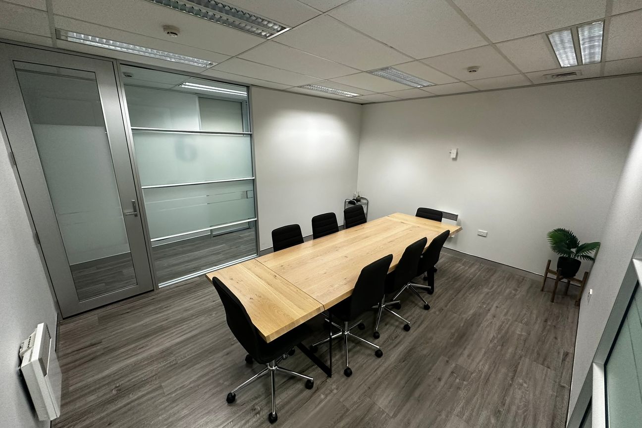 Sunny Solomons House Office - Visning 5