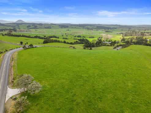  Pukehuia Road, Tangiteroria