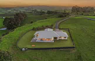 766A Back Miranda Road, Miranda