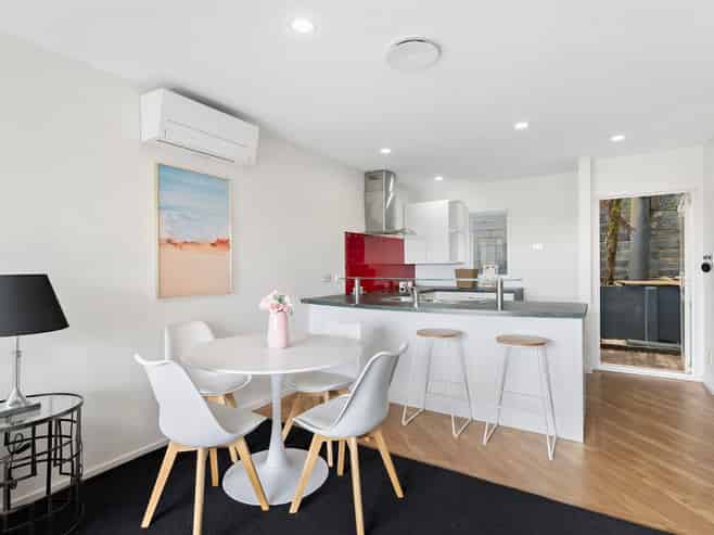 1/48A Exmouth Road, Northcote