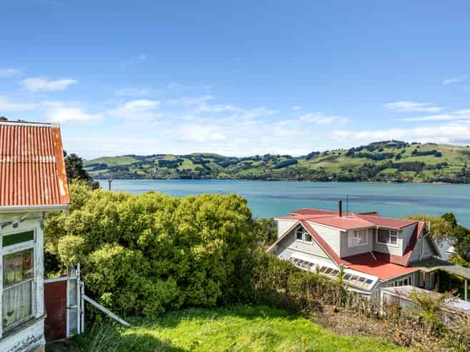 13 & 17 De Lacy Street, Maia