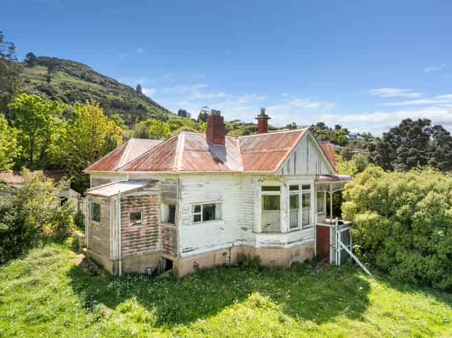 13 & 17 De Lacy Street, Maia