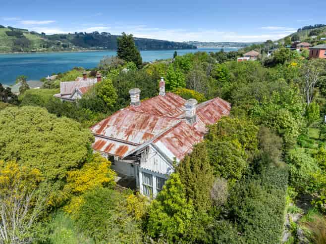 13 & 17 De Lacy Street, Maia