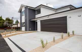 2D/7 Nevada Road, Silverdale