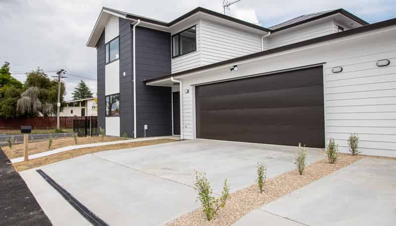 2D/7 Nevada Road, Silverdale