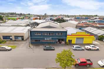 Cost effective warehouse for sale or lease
