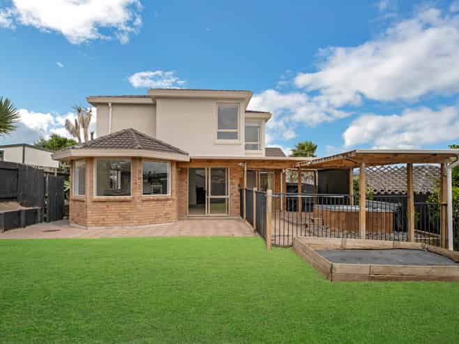 5 Natasha Lane, Henderson