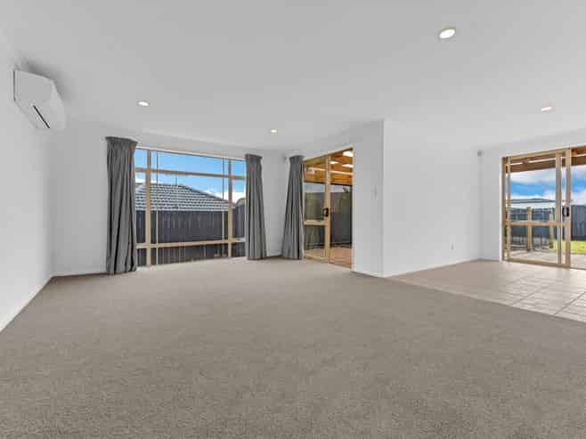 5 Natasha Lane, Henderson
