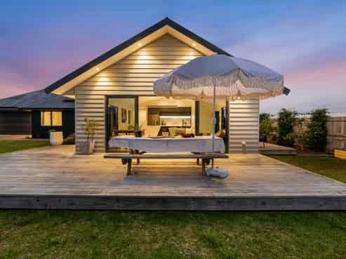 48 Maturiki Drive, One Tree Point