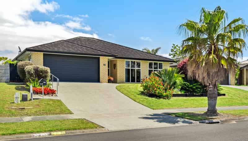 30 Key West Drive, One Tree Point