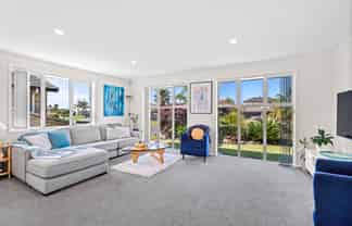 30 Key West Drive, One Tree Point